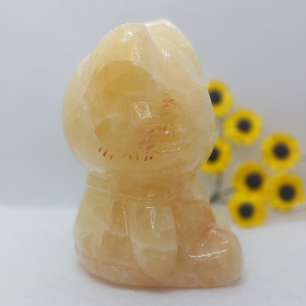 ♡Hello Kitty Honey Calcite 💛 Carving - Picture 3 of 7